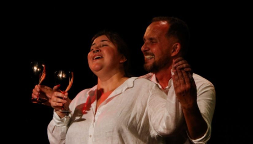 Thriller cômico DO RÉ MI FU – O Mundo Fora da Escala no Complexo Cultural Funarte, dia 13 de julho