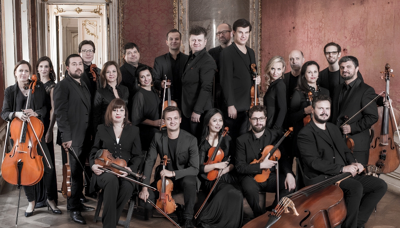 Solistas de Câmara de Praga Radek Baborák (trompa e direção)